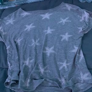 Old Navy t-shirt